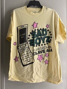 Junior H, Sad Boyz Graphic Tee - Yellow with Pink Stars